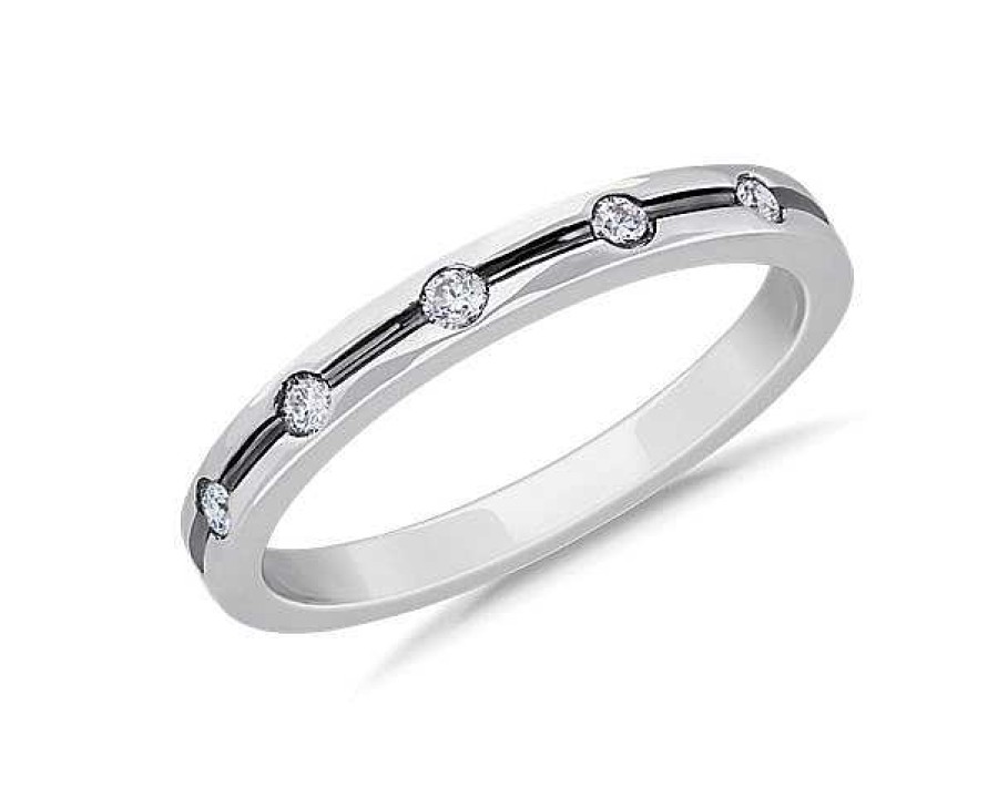 Men'S Rings | Blue Nile Staggered Diamond Men'S Grooved Wedding Ring With Black Rhodium In 14K White Gold (1/6 Ct. Tw.)