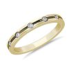 Men'S Rings | Blue Nile Staggered Diamond Men'S Grooved Wedding Ring With Black Rhodium In 14K Yellow Gold (1/6 Ct. Tw.)